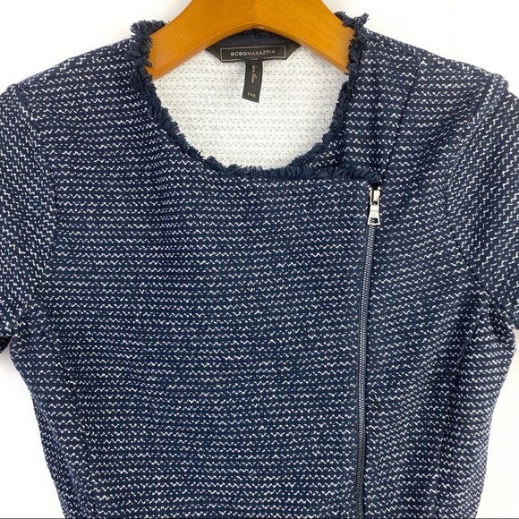 BCBGMAXAZRIA | Viviayne Blue Zip Front Peplum Top - Picture 14 of 16